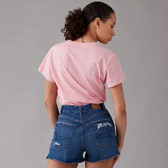 NWOT American Eagle Curvy Crossover Ripped Denim Mom Short - Picture 2 of 7